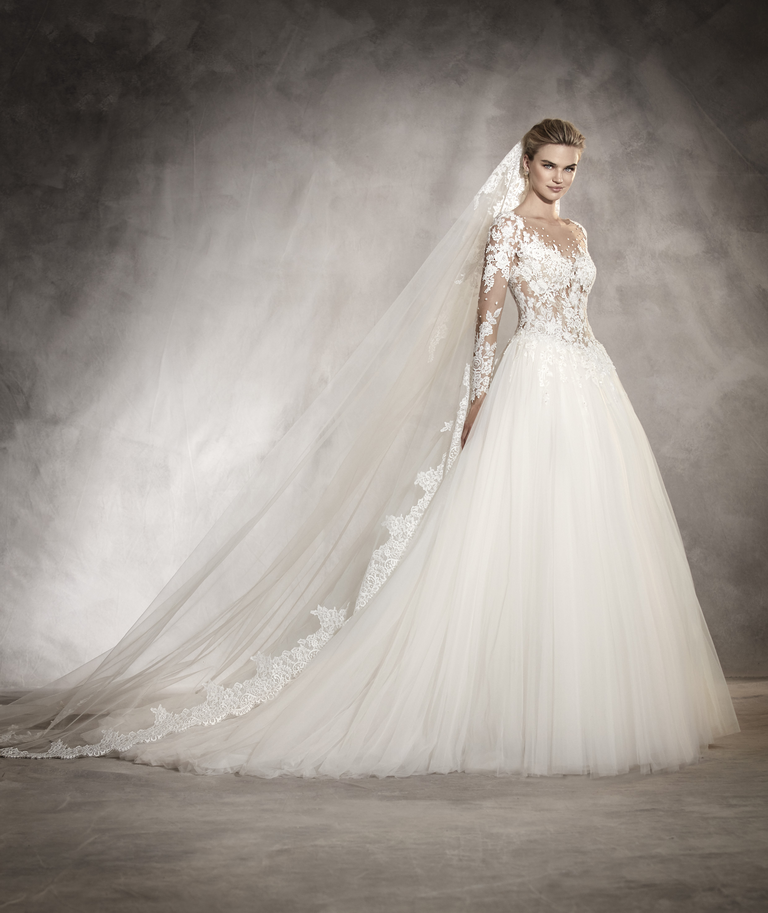 Pronovias by DESIGNER BRIDAL ROOM | Bridestory.com