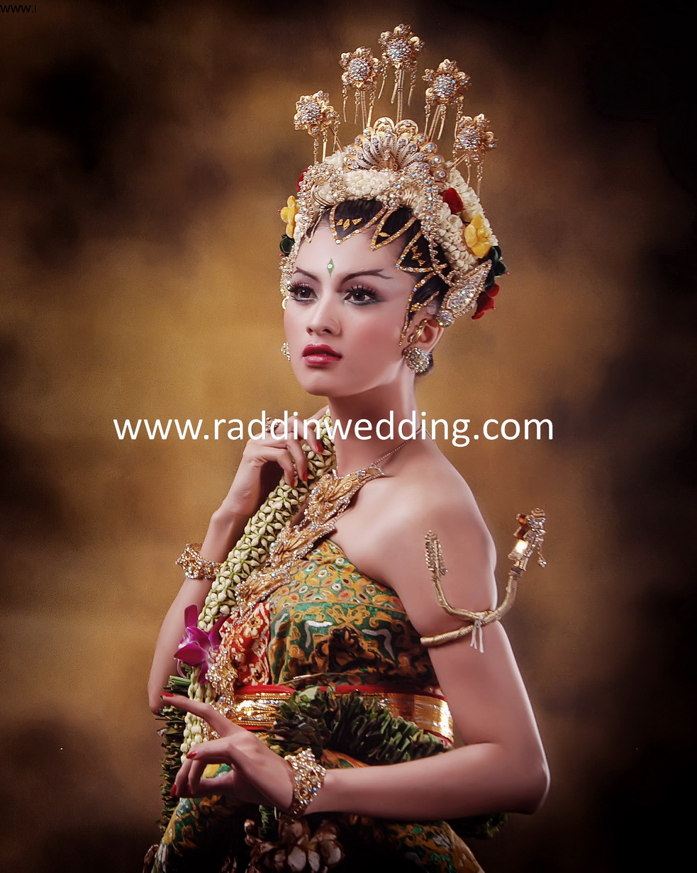 Tradisional Wedding By Raddin Wedding Bridestorycom Tradisional Wedding By Raddin Wedding Bridestorycom