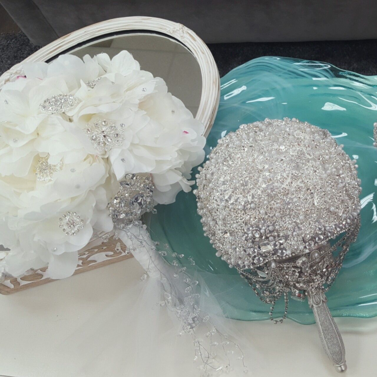 Rita's Bejeweled Bridal Bouquets Vendor Wedding Accessories di