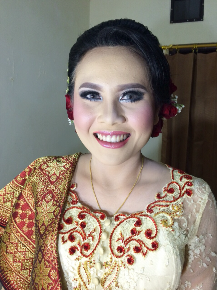 Lettazel Makeup Wedding Hair Makeup In Jakarta Bridestorycom