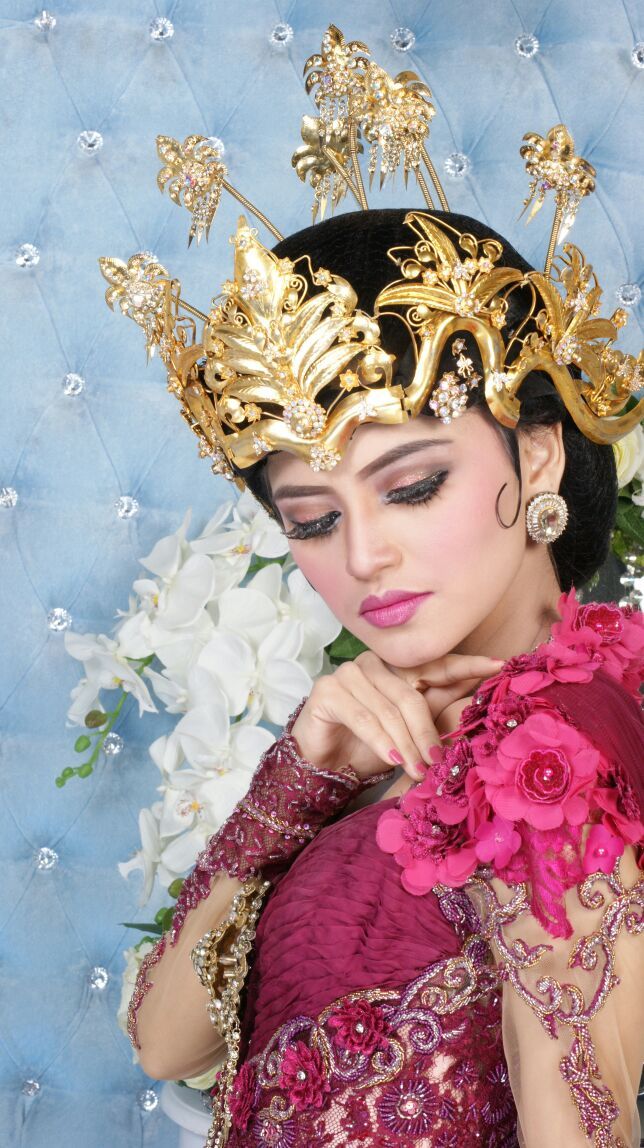 Make Up Resepsi Adat Sunda | Cindy_prof_makeup | Bridestory