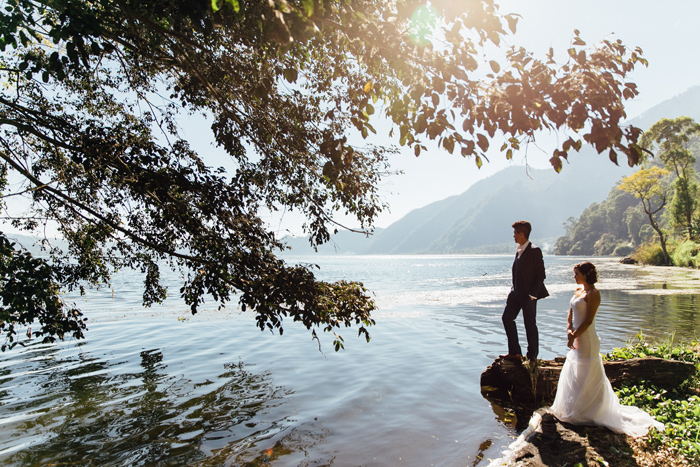 Спортивная девушка бежит. Wonderful walk. Лето фото красивые. Утренняя пробежка. Остров эстурой.