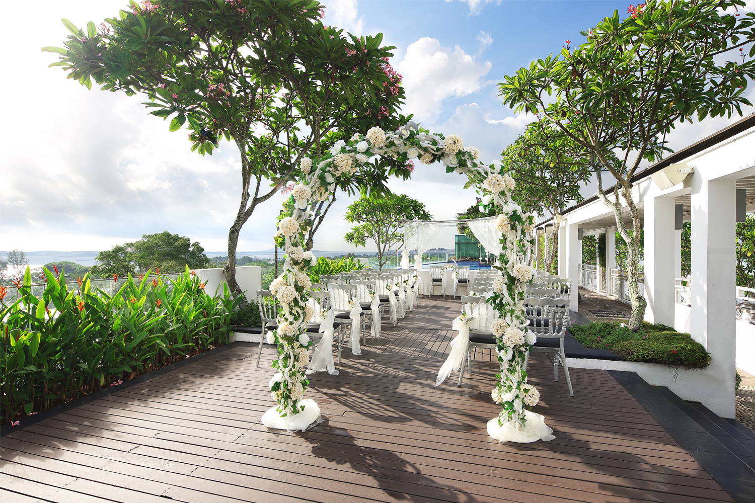 Celebrate The Wedding Of Your Dreams At Village Hotel Changi Bridestory Blog