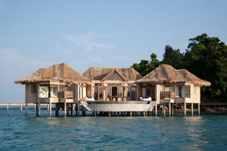 2_bedroom_over_water_villas_MG_2767_ygibql.jpg