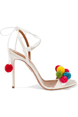 Aquazzura_Pompom-embellished_raffia_sandals_dlvuwc.jpg