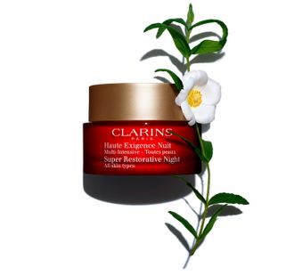 Clarins_Super_Restorative_Night_Montpellier_Rock-Rose_oee543.jpg