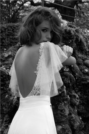 liz-martinez-2015-bridal-collection-unconventional-stylish-and-alluring-1