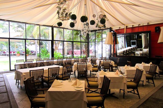 32-restaurant-mansion_b7qlxo.jpg