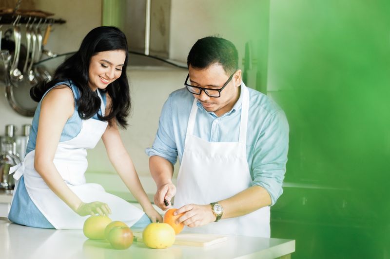 a-cozy-engagement-session-at-antipolo-beehouse-philippines-1