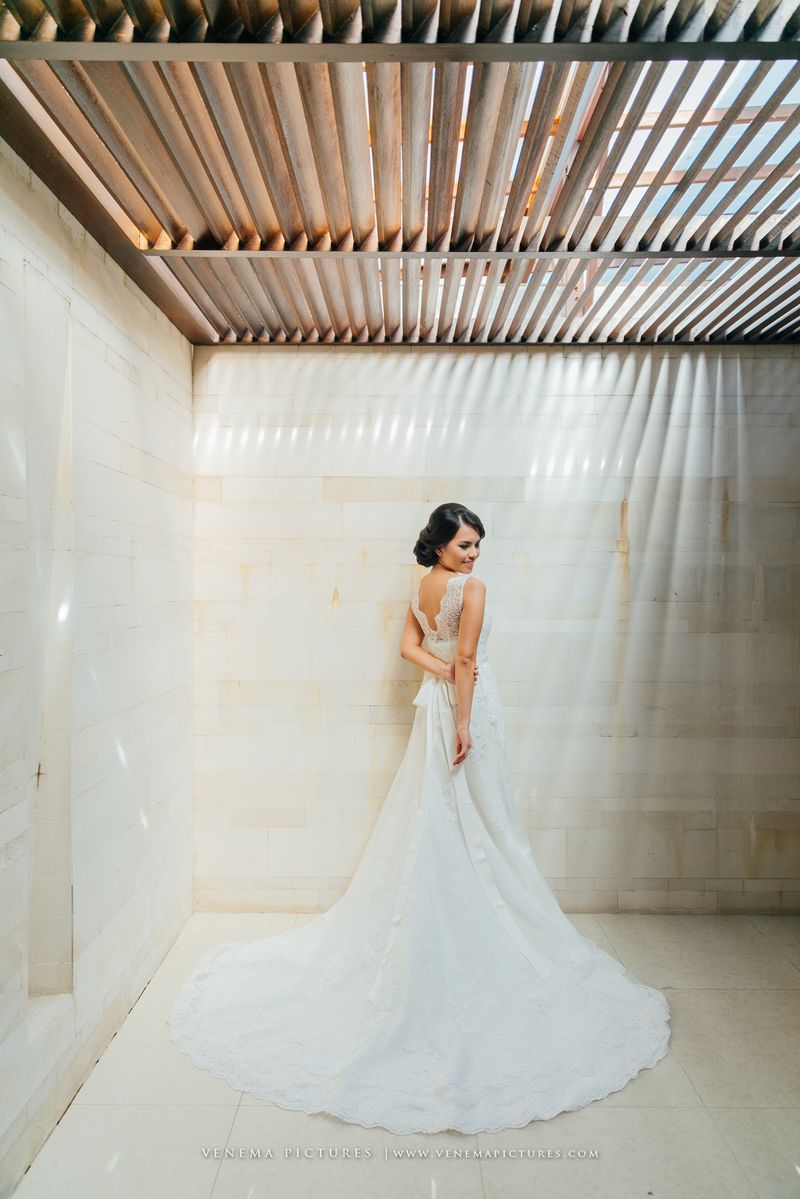 a-beachside-wedding-overlooking-tanah-lot-in-tabanan-bali-1