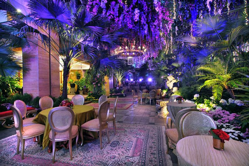 vendor-of-the-week-etcetera-lighting-1