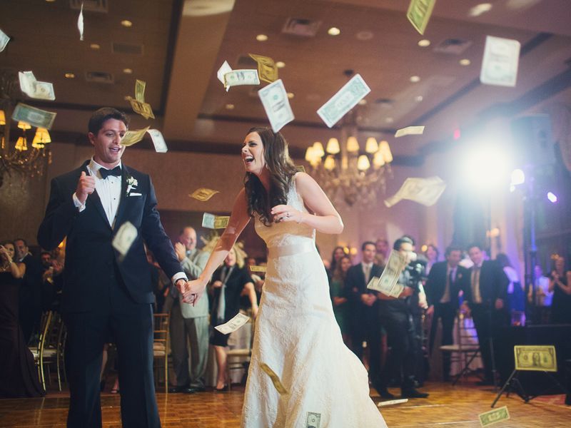 why-its-okay-to-splurge-on-these-7-things-for-your-wedding-1