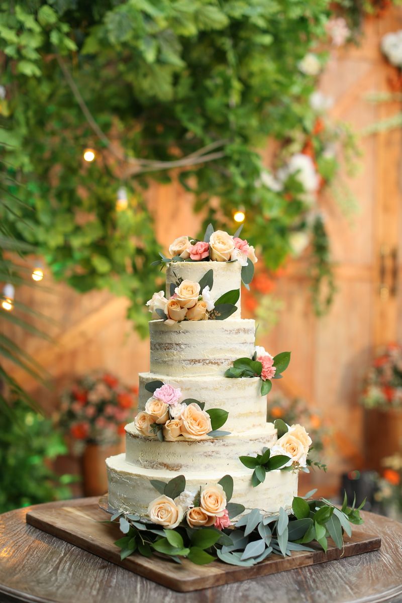 vendor-of-the-week-lareia-cake-and-co-1