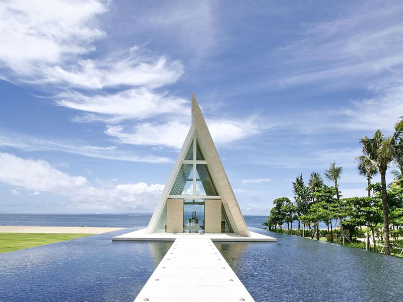 celebrate-your-most-special-day-in-life-with-conrad-bali-1