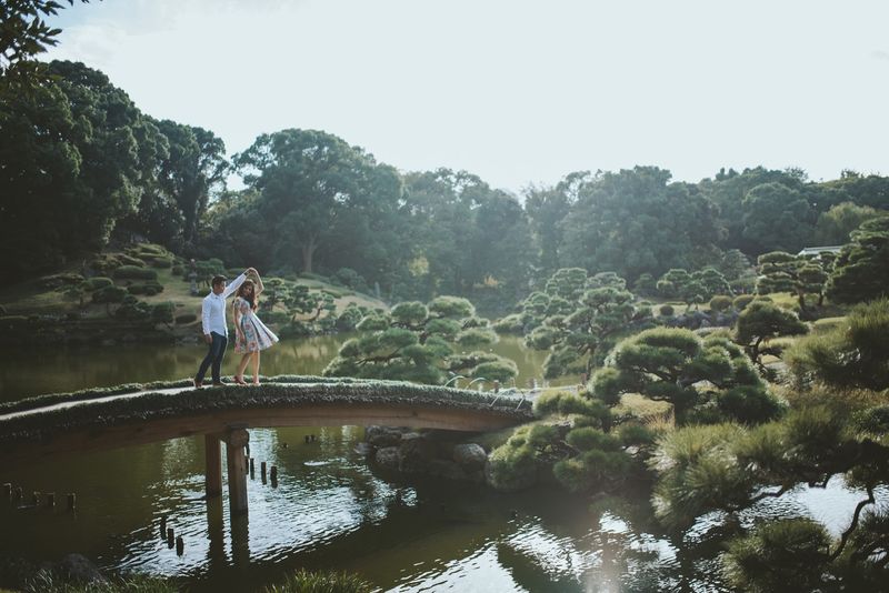 an-amorous-engagement-album-in-colorful-japan-1