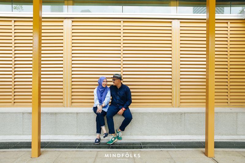 effortlessly-cool-and-casual-engagement-shoot-1