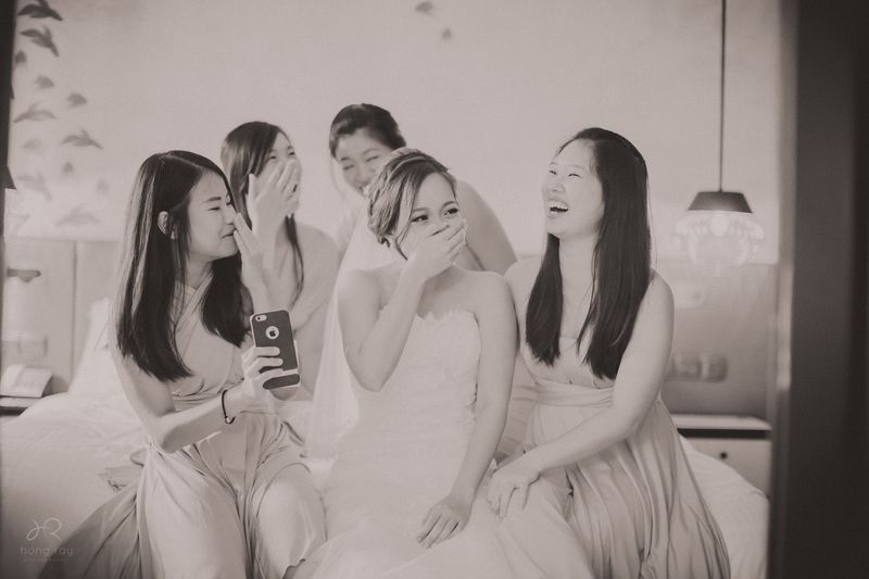 haw-rer-and-huai-yings-contemporary-chic-wedding-at-hotel-jen-tanglin-1