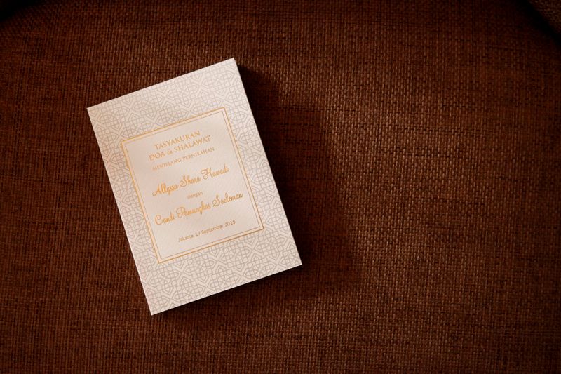 star-studded-traditional-wedding-with-secret-garden-theme-1