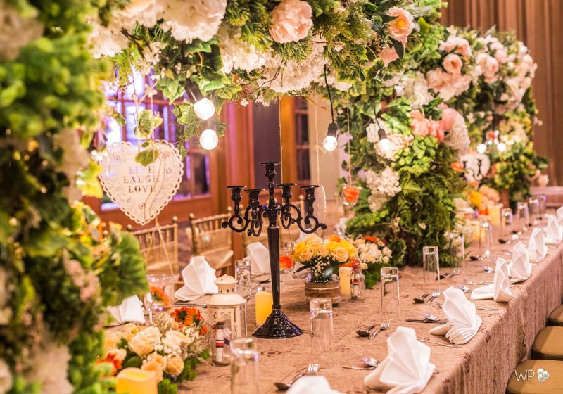 transform-your-wedding-venue-with-white-pearl-decoration-1